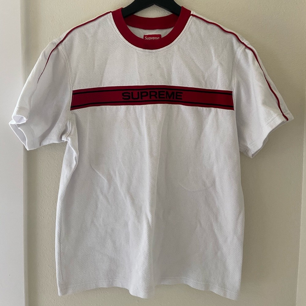Supreme Size S